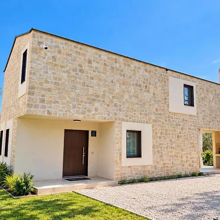 Casa Minerva Villa